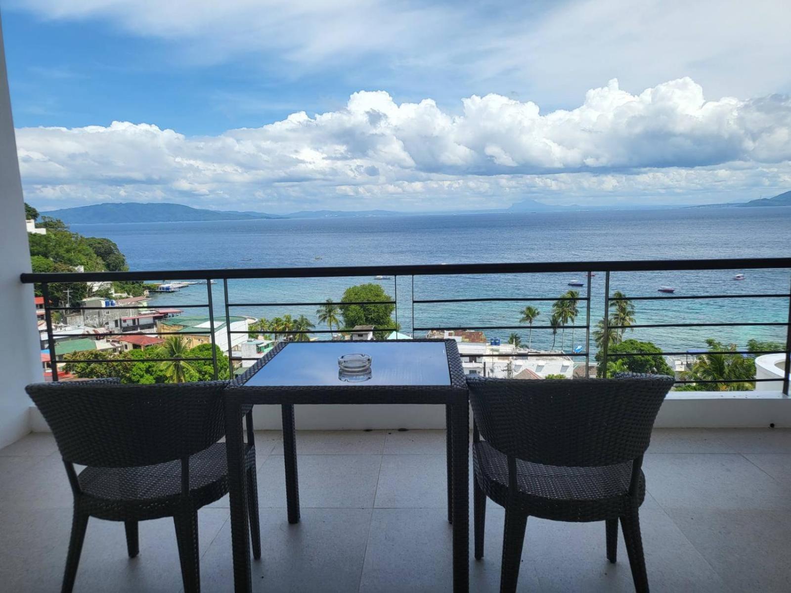 Manarra Sea View Resort Puerto Galera Buitenkant foto