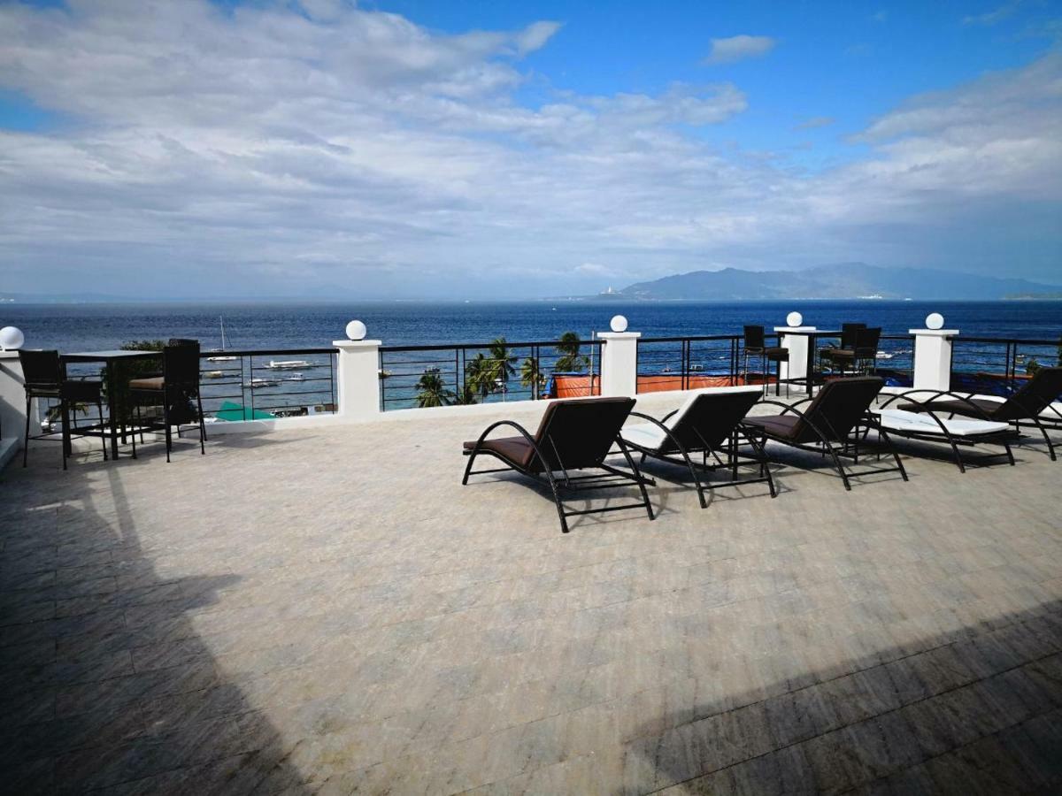 Manarra Sea View Resort Puerto Galera Buitenkant foto